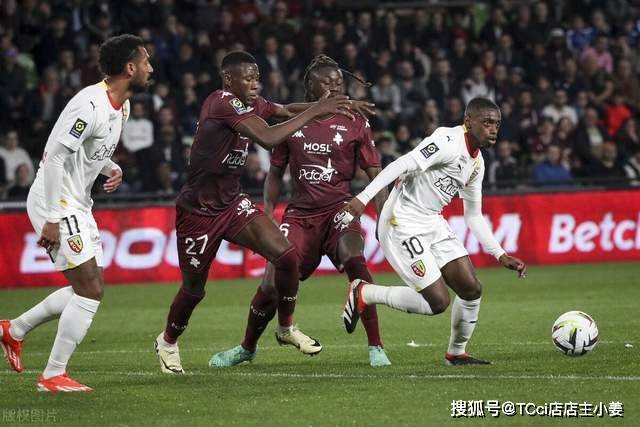 U20球员单轮打入5球 王钰栋登顶射手榜 中超青春风暴
